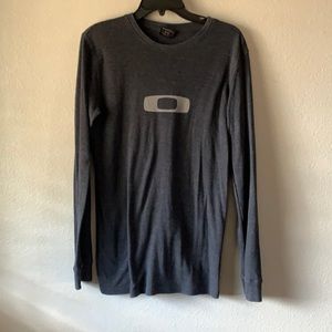 Long sleeve Oakley